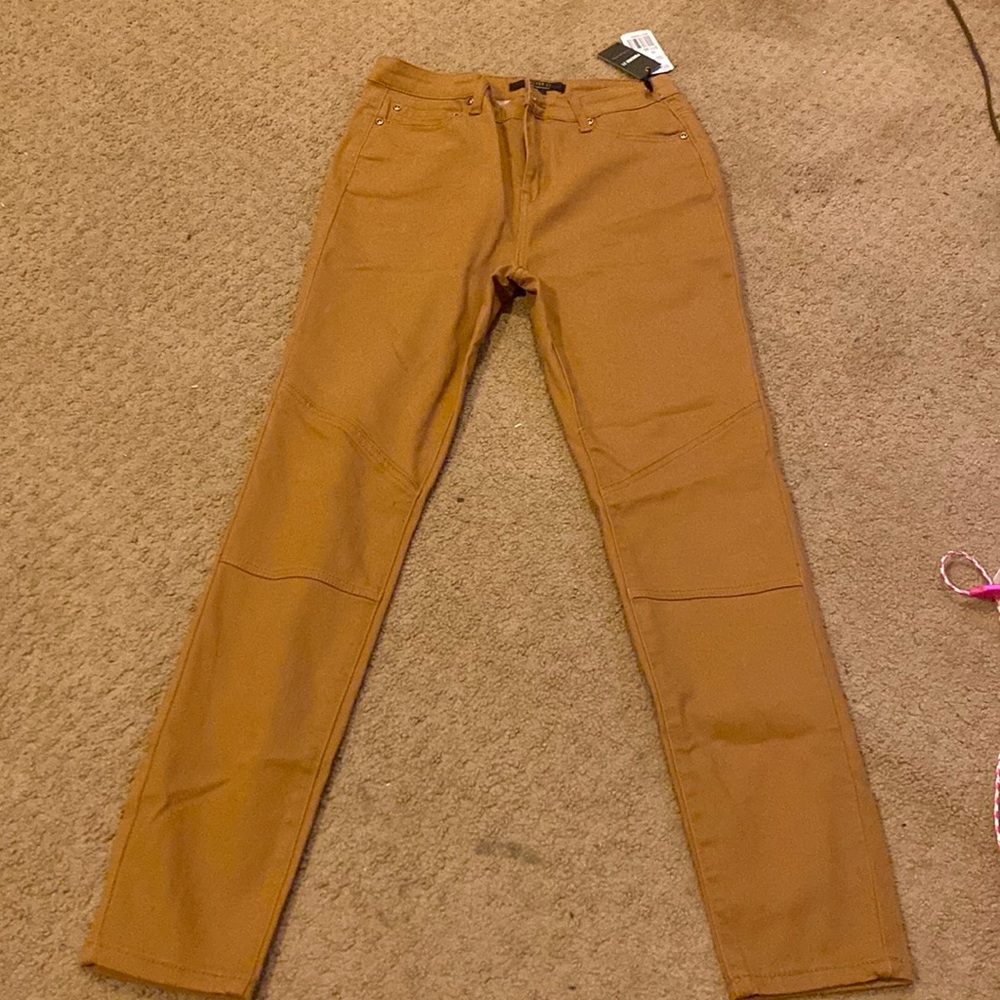 Pant/Long woven camel stretchy pants